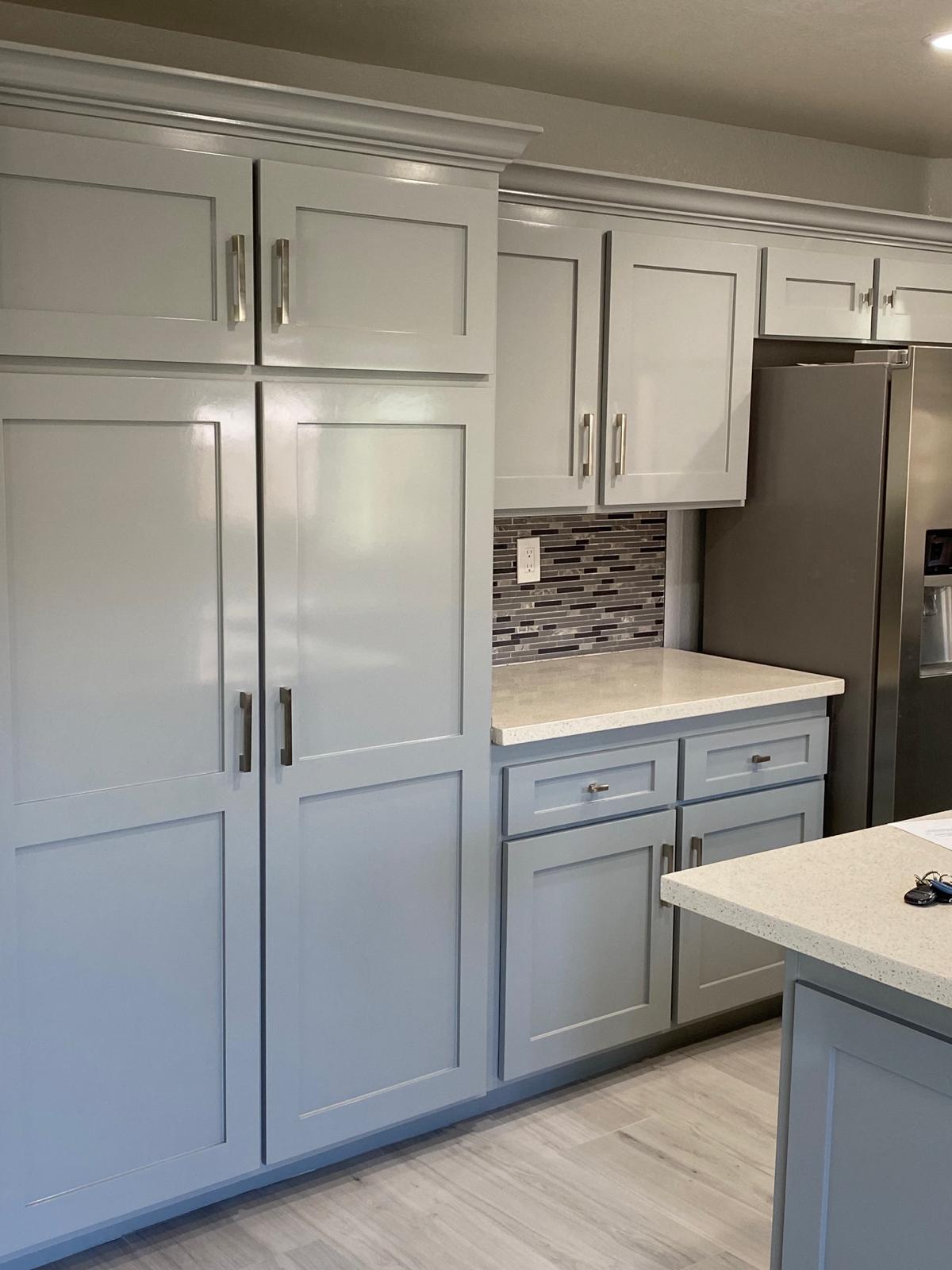 Cabinet refacing with new quartz countertops in Culver City